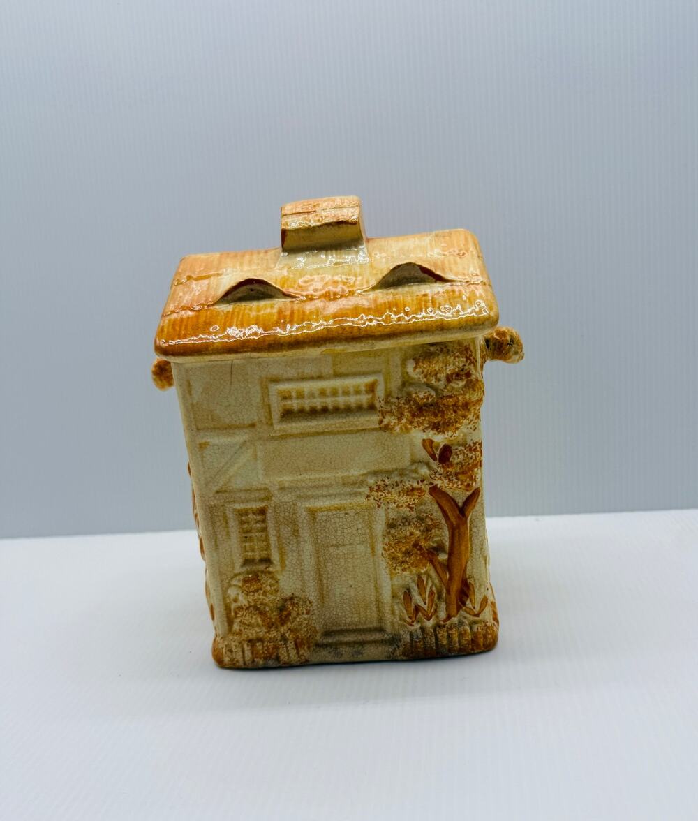 Vintage English Cottageware Cookie Jar